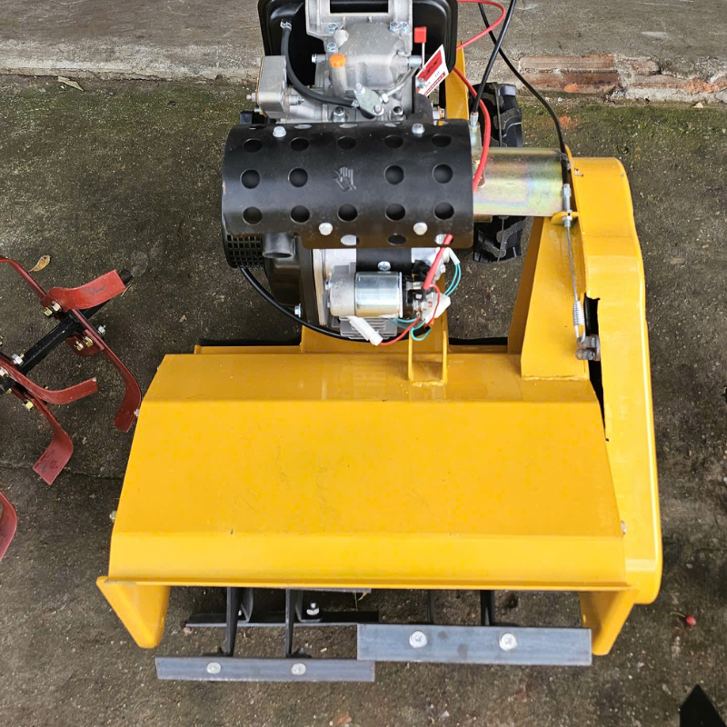 Máy băm cỏ đa năng 178F
